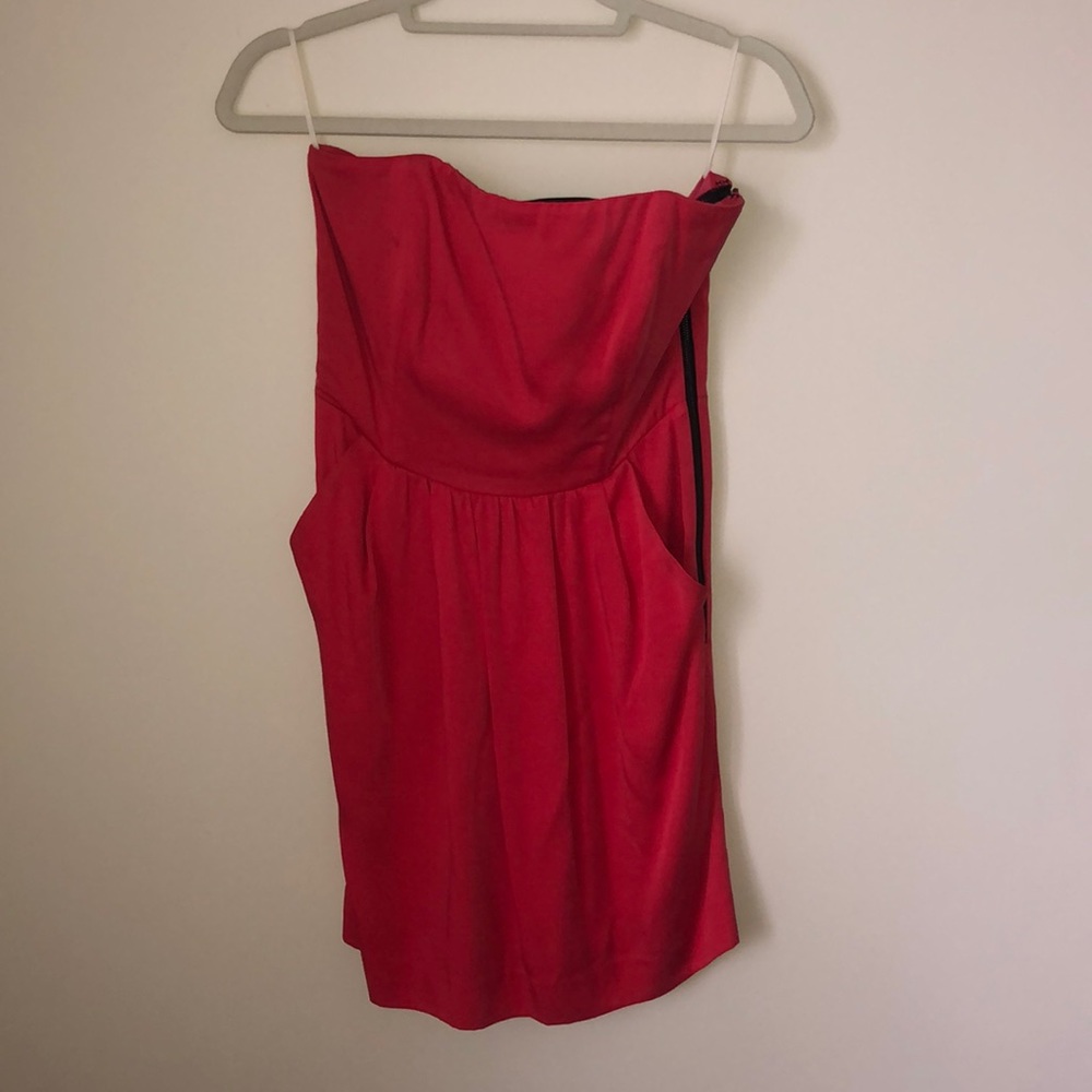 Orange/ red strapless dress